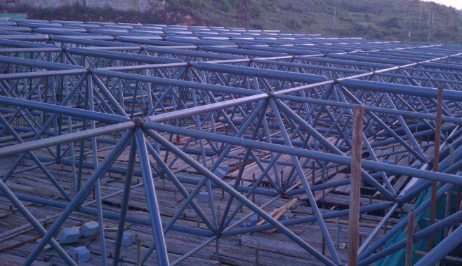 江北概述网架加工公司对网架保温隔热的办法